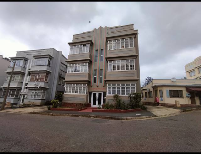 1.5 BEDROOM FLAT RENTED IN GLENWOOD